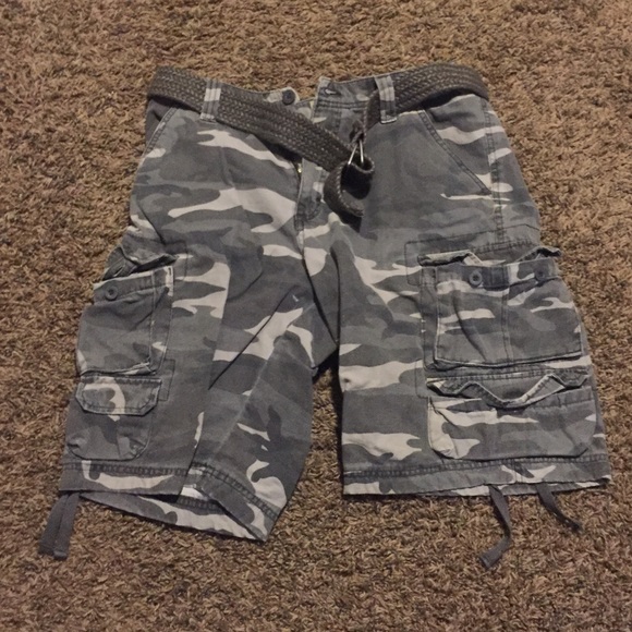 lee camo cargo shorts